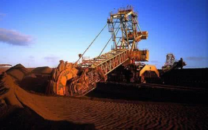Iron ore prices reach almost two-year high；铁矿石价格持续走高，市场预期逆转