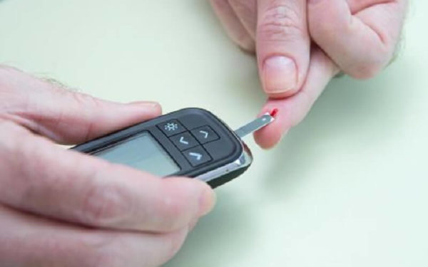 FDA clears insulin dose calculator that's connected to a smartphone app，FDA审批通过胰岛素剂量计算器应用程序