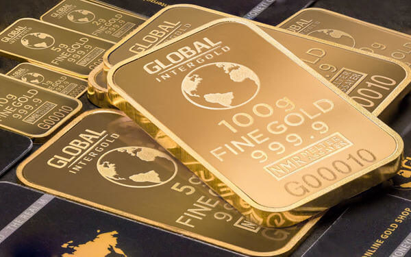 Gold Forges Its Best Run Since 2011-连续三个季度走高，黄金创2011年以来最长涨势