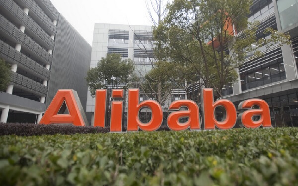 Alibaba’s Jack Ma Signs USD352 Mln Deal to Invest in Thailand’s Eastern Economic Corridor，阿里巴巴计划向泰国东部经济走廊投资110亿泰铢
