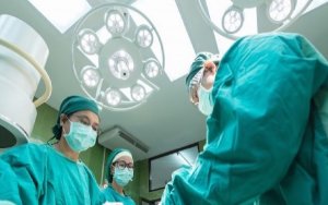 China’s CICC Capital Leads $286M Round In Concord Medical Services Subsidiary，北京美中嘉和获人民币15亿-18亿元战略投资