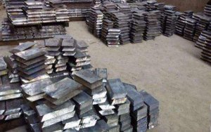 Lead price comes roaring back-铅价格强势回归