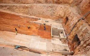 China's CITIC grabs stake in Ivanhoe Mine for $560 million-中信金属5.6亿美元入股加拿大艾芬豪矿业