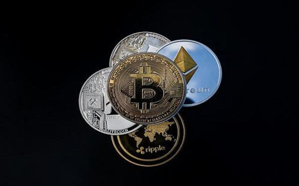 World's Largest Crypto Exchange Eyes $1 Billion Profit Amid Rout-世界最大的加密货币交易所预计2018年净利润10亿美元
