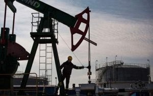 Malaysian Firm Plans to Ride Higher Oil Prices With $750 Million IPO-马来西亚最大油服公司趁油价上涨IPO，拟融资7.5亿美元