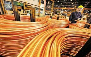 Metals traders look to 2015 playbook as China fears return-金属跟随2015年的剧本走，也将迎来大反弹？