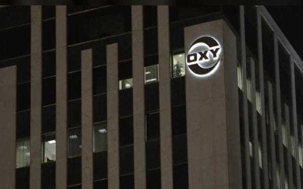 Exclusive: Occidental Petroleum explores sale of pipeline assets - sources-Occidental Petroleum拟套现管道资产，以加大勘探支出