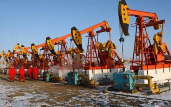 China's CNPC to invest more than $22 billion to boost Xinjiang oil, gas output by 2020-中国石油集团将投资1500亿人民币扩大新疆油气产量