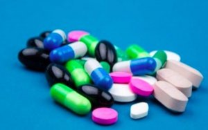 China pushes for lower cancer drug prices: Xinhua，中国推动抗癌药降价