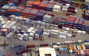 Australian trade surplus swells as China sucks up resources-中国加大进口资源，澳大利亚贸易顺差扩大