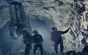 Electric car bets boosting nickel demand, Nornickel says-Nornickel：电动汽车刺激镍需求