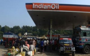 India is set to overtake China as the top driver of global oil demand growth-印度将超越中国成为全球原油需求增长的最大驱动力