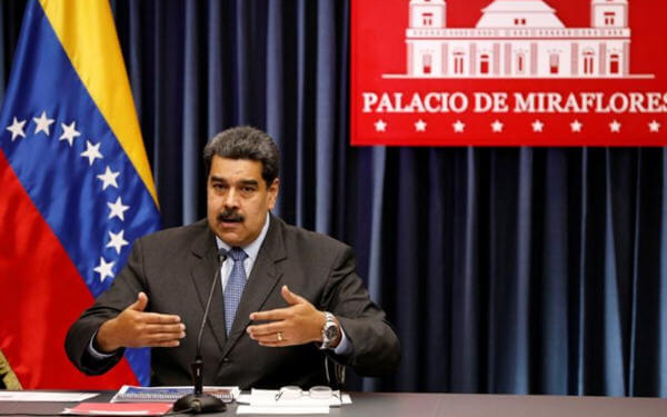 Venezuela sold 9.9 percent of joint venture to China oil firm: Maduro-委内瑞拉将9.9%的合资公司股份卖给中国国有石油公司