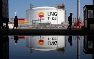 China and U.S. energy officials tout cooperation, despite tariffs-中国能源官员称将保持合作，无视贸易战