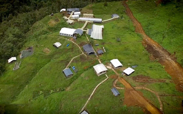 World’s biggest miner speeds hunt for copper assets, buys stake in SolGold-世界最大矿企寻求铜矿，入股SolGold