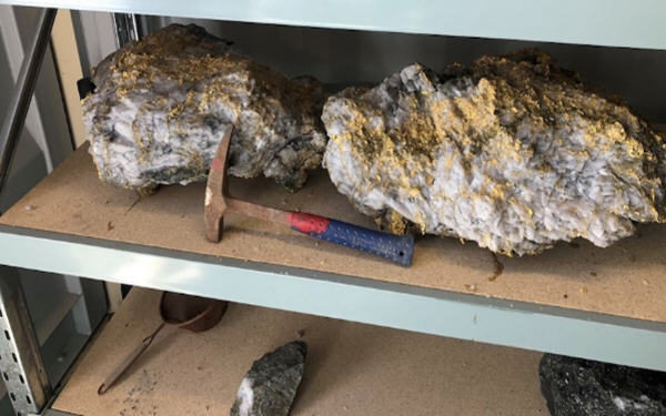RNC Minerals soars after striking gold in once-in-a-lifetime find-RNC Minerals在西澳大利亚发现9,000盎司高品位黄金