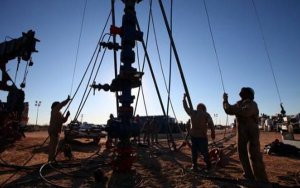 Carlyle Group, Diamondback partner to develop Permian assets-凯雷集团联手Diamondback开发二叠纪资产