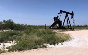 U.S. drillers add oil rigs for third week in a row -Baker Hughes-贝克休斯：美国连续三周增加石油钻井平台