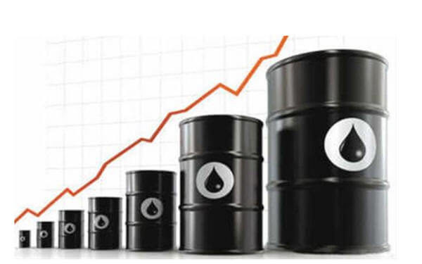 Oil surges above $75 to the highest level since November 2014-油价飙升至每桶75美元以上，创2014年11月以来高位