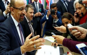 OPEC and allies agree to cut oil production by 1.2 million barrels per day-欧佩克及其盟友达成日均减产120万桶协议