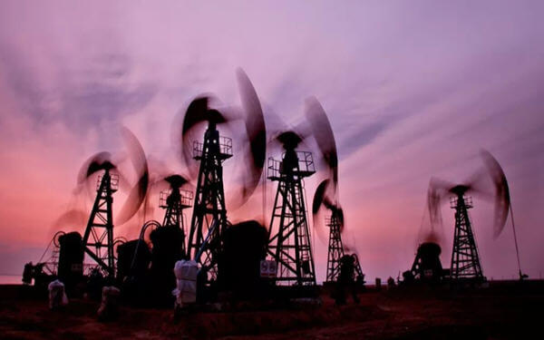 Energy body points to ‘gradual’ rebalancing of oil market-国际能源署：油市将“缓慢”恢复再平衡