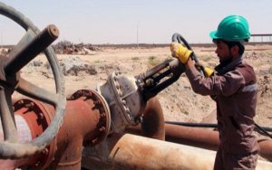 US crude jumps 2.6%, settling at $49.78, on trade talks and OPEC cuts-贸易谈判和欧佩克减产支撑油价继续上涨
