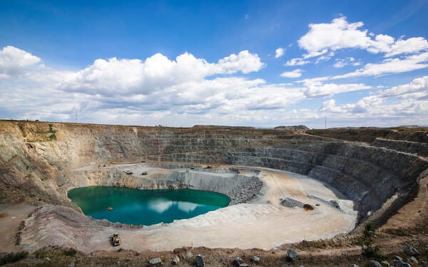 Tanzania names latest mining minister in ongoing industry clash-坦桑尼亚宣布新任矿业部长任命
