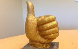 Gold price jumps to 10-month high-金价在北美市场小长假后站上10个月以来最高