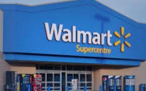 Walmart seeks ad business boost in fight with Amazon，沃尔玛与亚马逊争夺广告业务