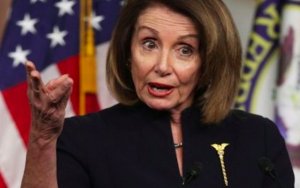 White House and Pelosi's staff in early talks about legislation to cut high drug costs，白宫和佩洛西的工作人员讨论减少药物成本的立法