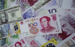 China February Forex Reserves Rise to Six-Month High, Eases Outflow Worry-中国2月份外汇储备升至6个月高点，缓解了资本外流的担忧