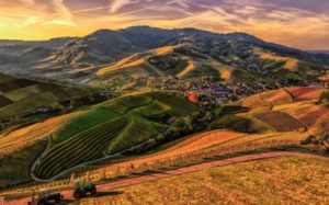 4k-wallpaper-clouds-cropland-842711