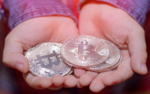 加拿大央行副行长：央行必须加快制定数字货币计划