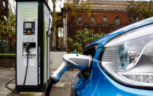 英国计划2030年起停售汽油和柴油车