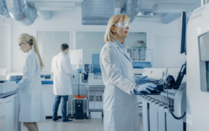 新冠疫苗新发现，生物科技股Moderna股价暴涨