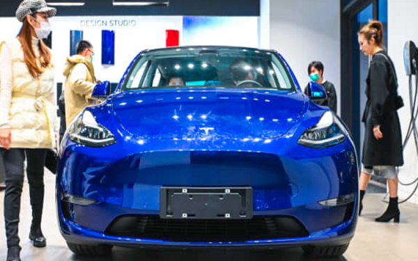 特斯拉“软件召回”中国28.5万辆汽车，股价未受影响