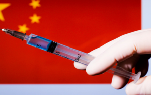 为什么BioNTech的新冠疫苗被挡在世界最大的市场之外？