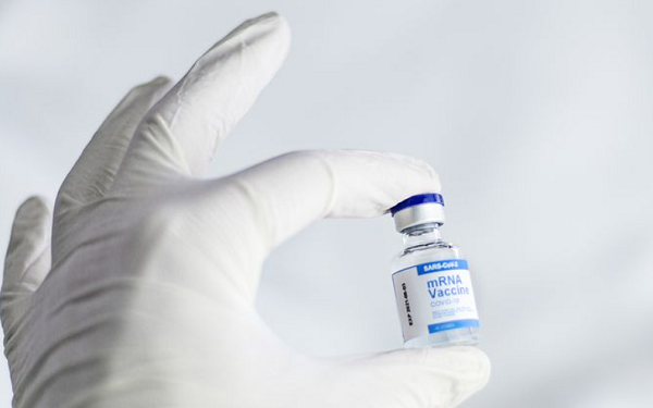 为什么BioNTech和Novavax等新冠疫苗股暴跌？