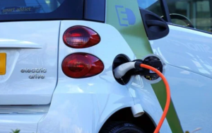 高油价的后果：推高对电动汽车的需求