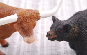 下跌超过45%，这些成长股还有翻盘机会吗？