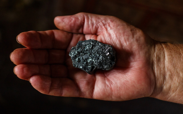 暴涨的竟然是煤炭股票