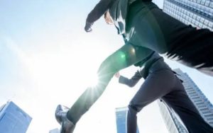 2024年最值得购买的股票是什么？分析师观点很一致