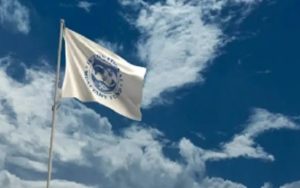 IMF总裁格支持美联储立场，但发出了一个警告