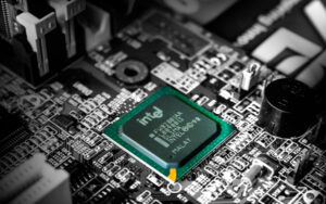Intel Soars as Return to Profitability Fuels Comeback Hopes