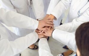 这只高股息生物医药股有望跑赢标普500指数