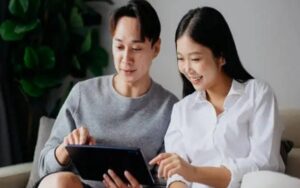 Rivian是被低估的潜力股吗？股价低迷背后有增长契机