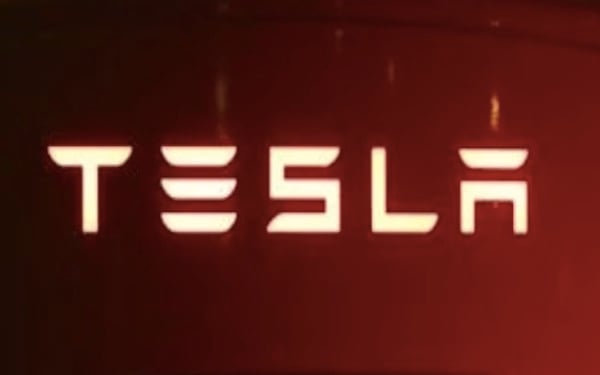 特斯拉的盈利警报：高营收下的隐忧